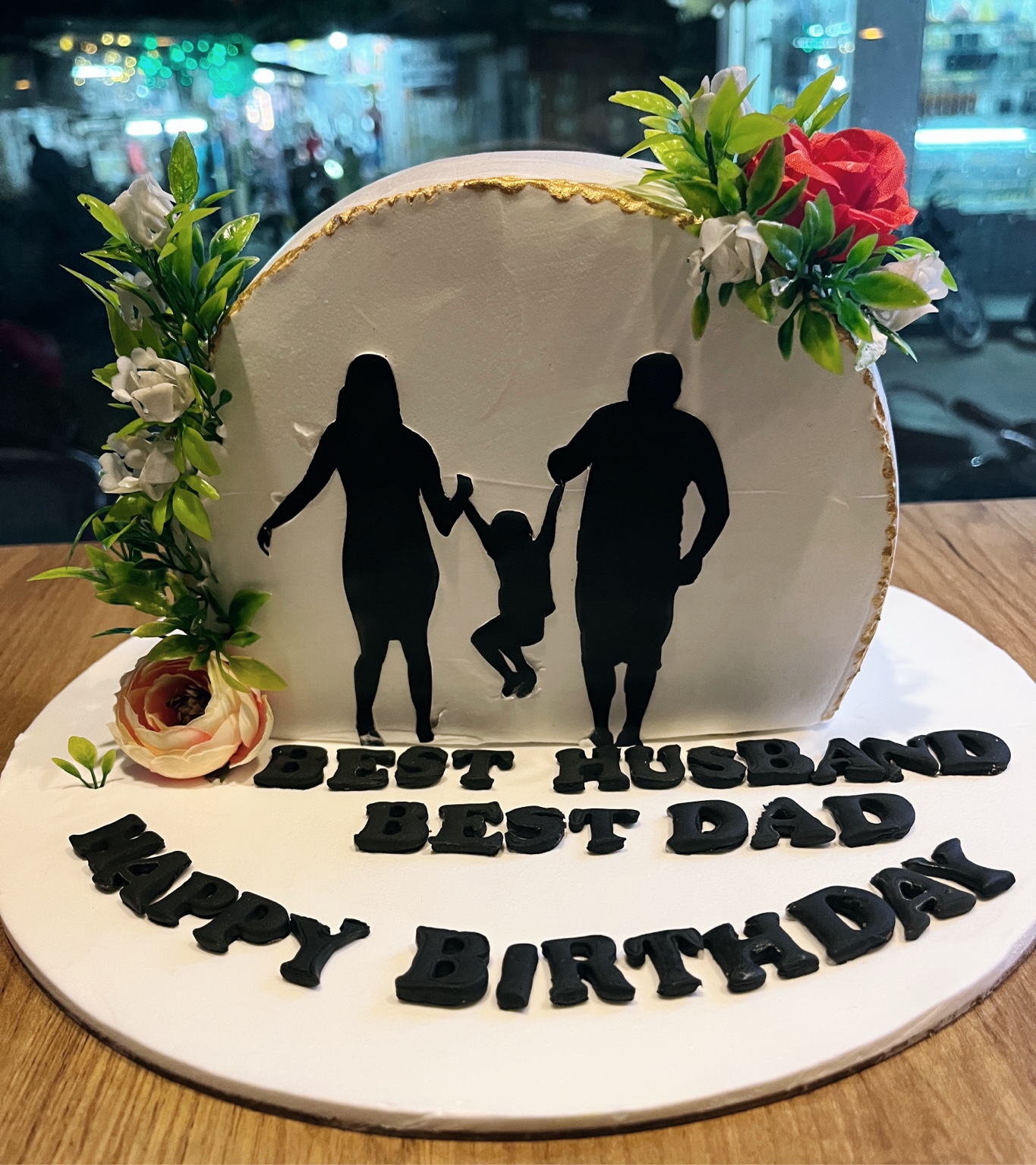 Custom family themed cake by HR FOODS